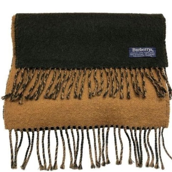 Burberry Ladies Reversible Green and Tan Cashmere/Wool Scarf One Size - Picture 3 of 6